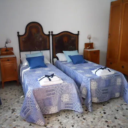 Casa Clotilde Couette-café *